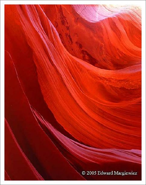 450380---Flowing Light in the Lower Antelope Canyon